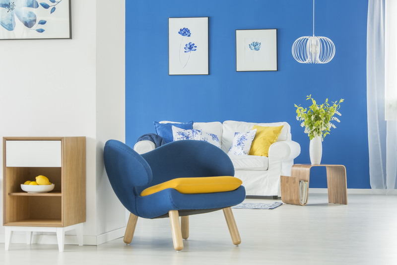 Blauw en geel in het interieur