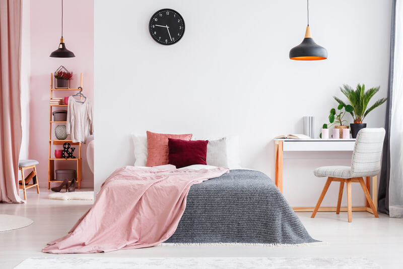 slaapkamer roze details